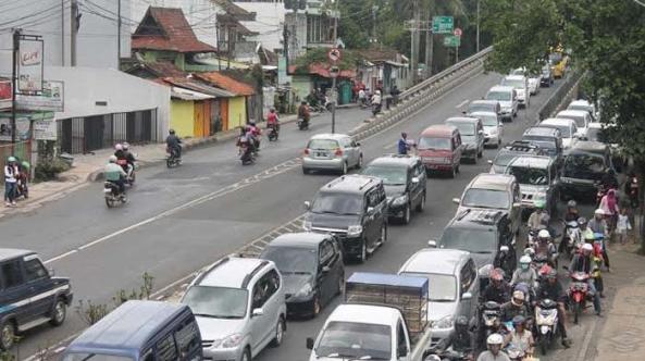 mobil-macet-malang
