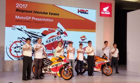 marquez-pedrosa-luncurkan-honda-cbr250rr-motogp-cuma-1-000-unit-jv0xmsfx6j